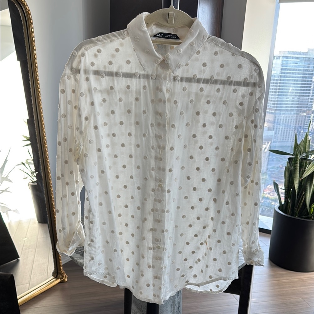 Zara White Button Down Shirt with Classic Collar